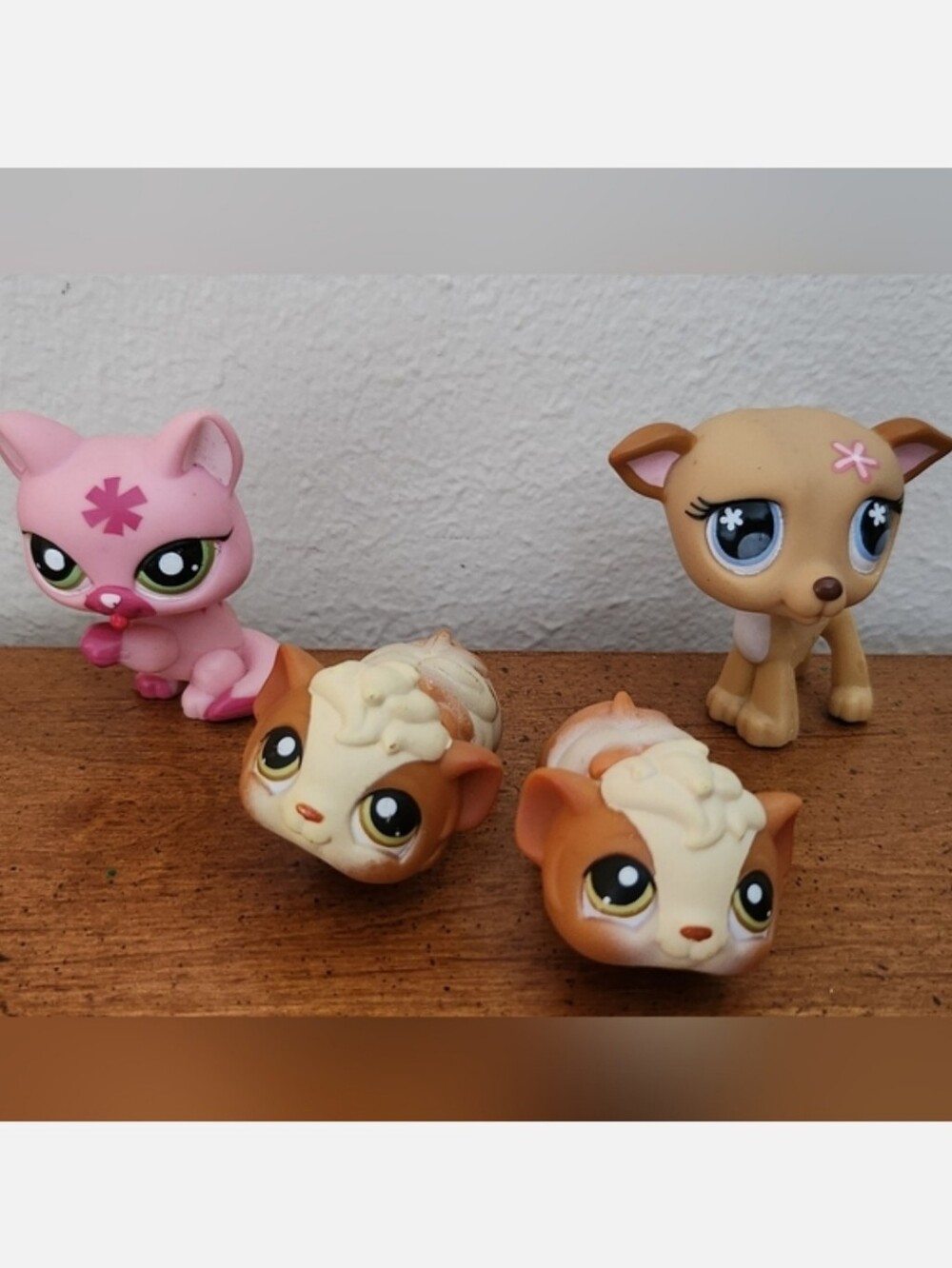 Littlest Pet Shop 4 Mini Action Figures